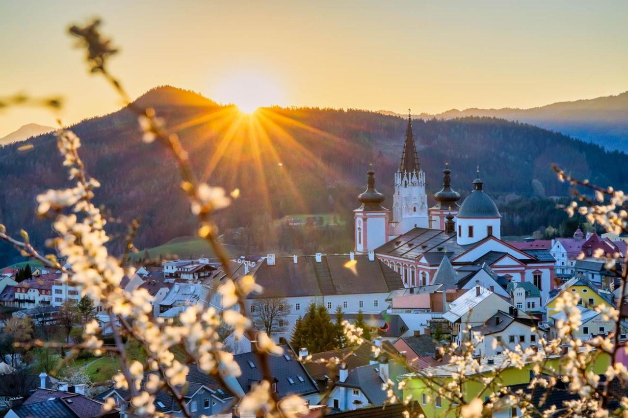 Hideaway Hotel Montestyria Chalets & Suiten Mariazell Buitenkant foto